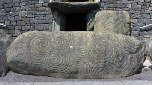 Newgrange-Stein